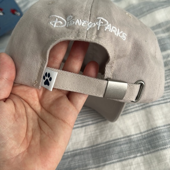 Pluto Disney hat - Picture 3 of 3